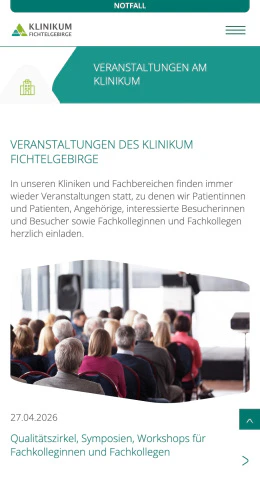 Publikum bei einem medizinischen Symposium im Klinikum Fichtelgebirge.